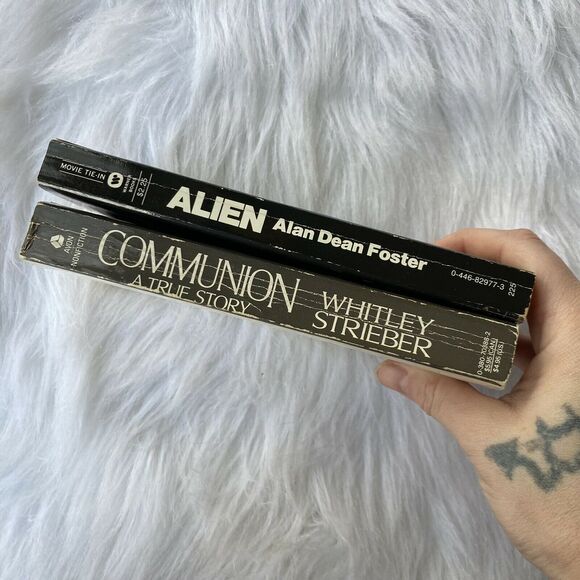 Alien Alan Dean Foster 1979 Communion A True Story 1987 Paperback Books Bundle - Picture 3 of 5
